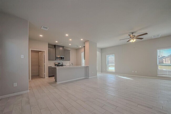 Building Photo - 22807 Ephesus Ave