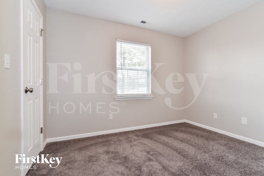 Building Photo - 11704 Grenadier Ln