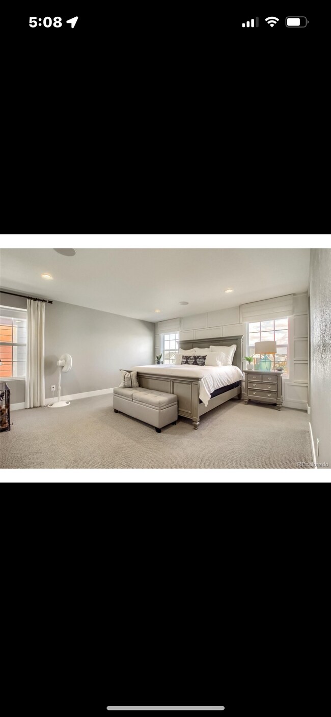 Building Photo - 10850 Unity Way