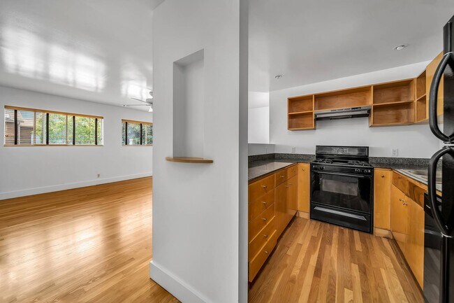 Building Photo - 511 Rialto Ave