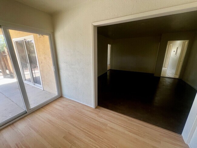 Building Photo - 56769 Joshua Dr