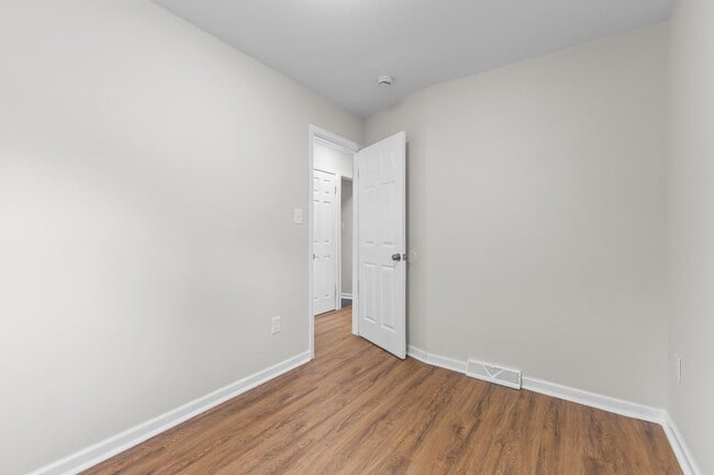 Building Photo - 19973 Lumpkin St