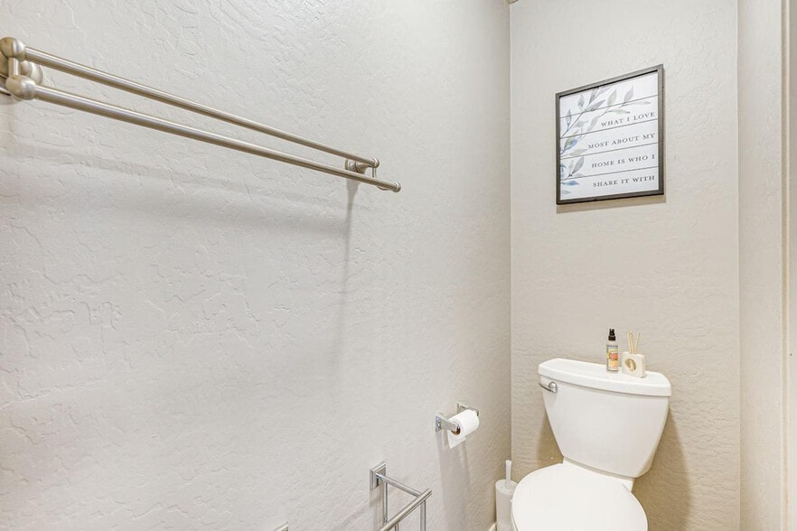 Building Photo - 26221 N 43rd Ave