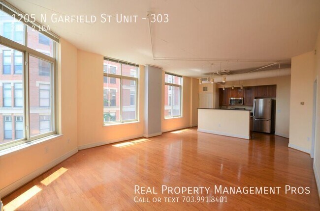 Building Photo - 1205 N Garfield St