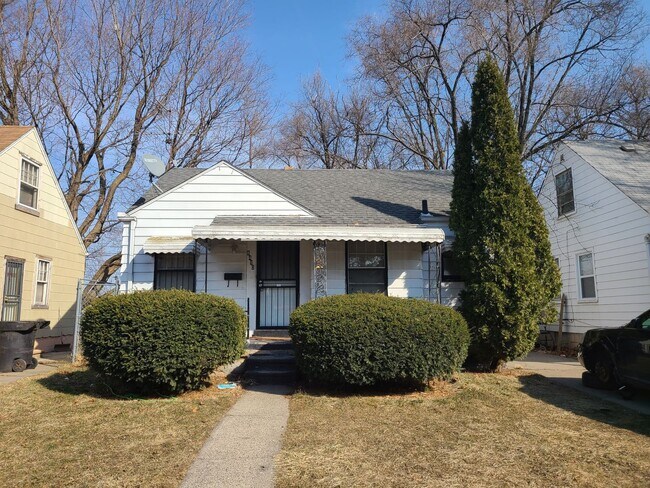 Primary Photo - 2 Bedroom 1 Bath House For Lease Section 8 Only