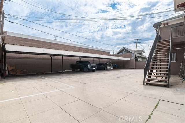 Building Photo - 1314 S Manhattan Pl