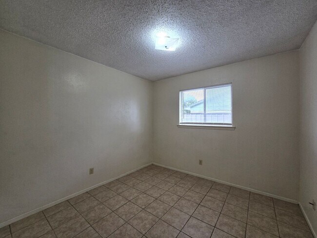 Building Photo - NEW IN MANAGEMENT - AVAILABLE NOW!