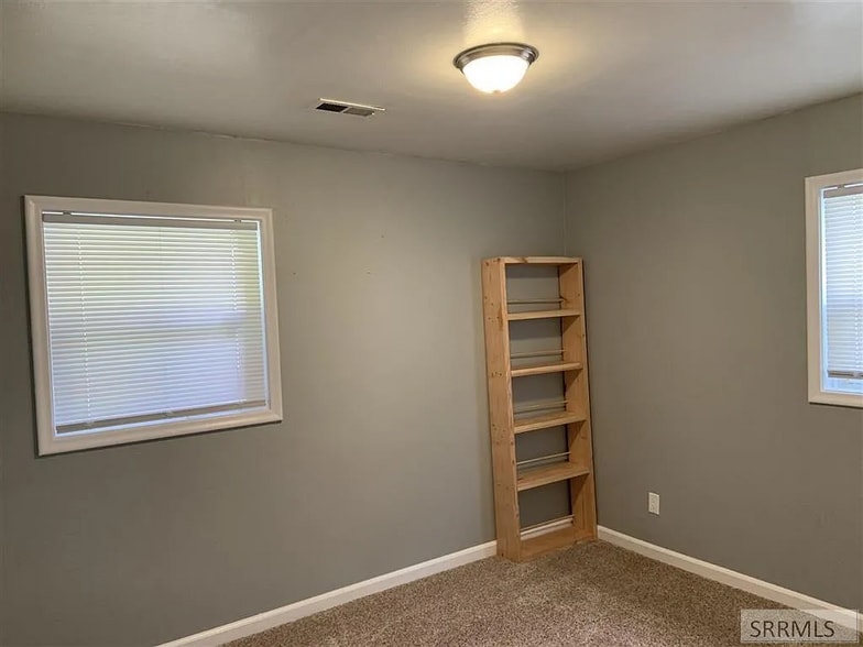 Building Photo - 721 Swisher Rd