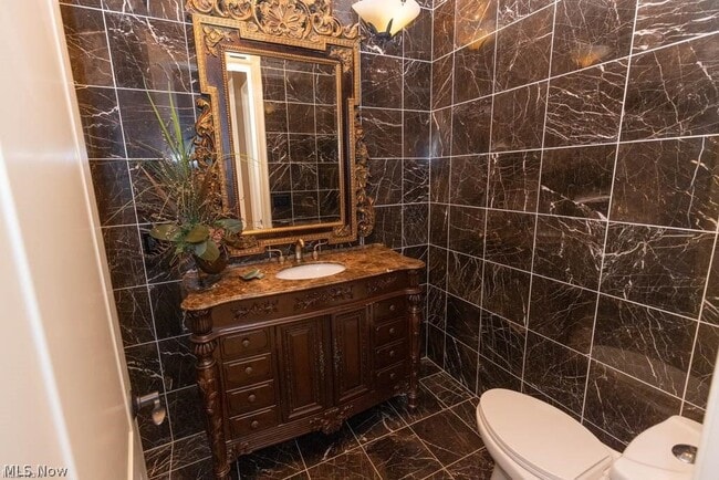 Building Photo - 3600 Oxford Cir