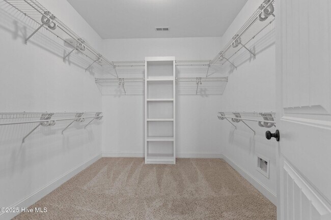 Building Photo - 280 Wiregrass Ln