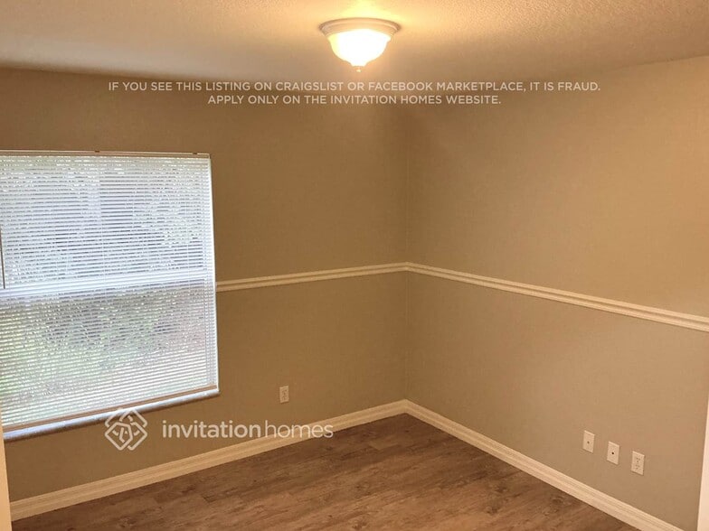 Building Photo - 1065 Guild St