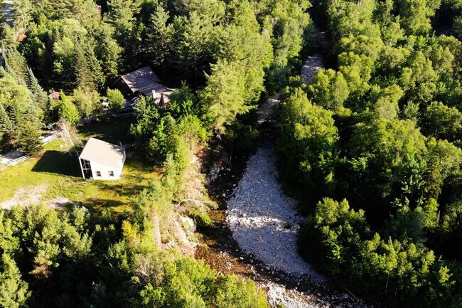 Building Photo - 66 Paquette Dr