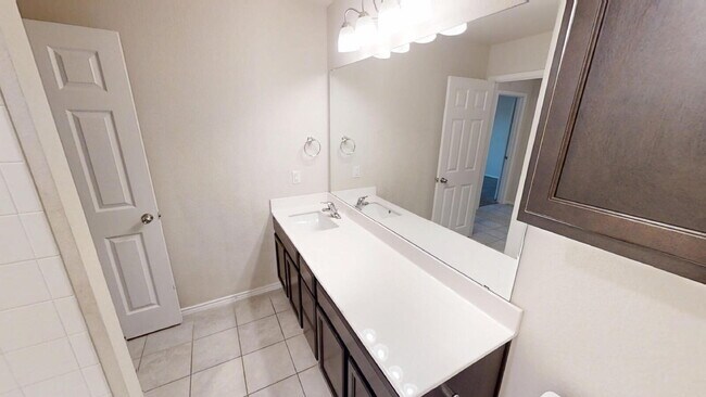 Building Photo - "Charming 4-Bed Home in Copperas Cove with...