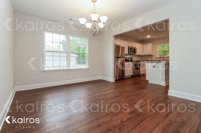 Building Photo - 229 Western Red Cedar Dr