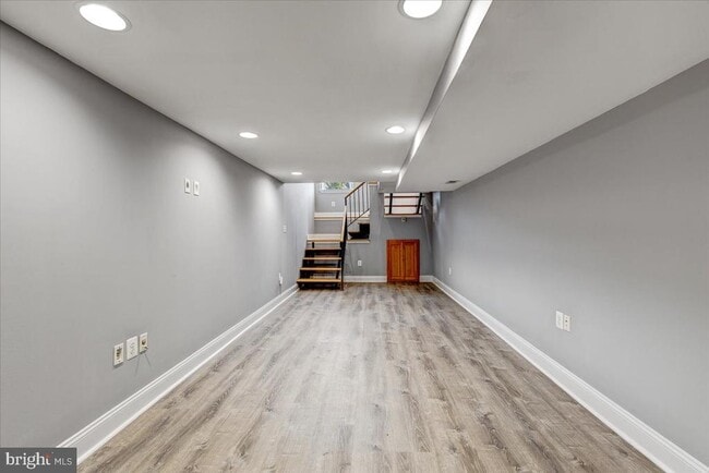 Building Photo - 2635 Hudson St