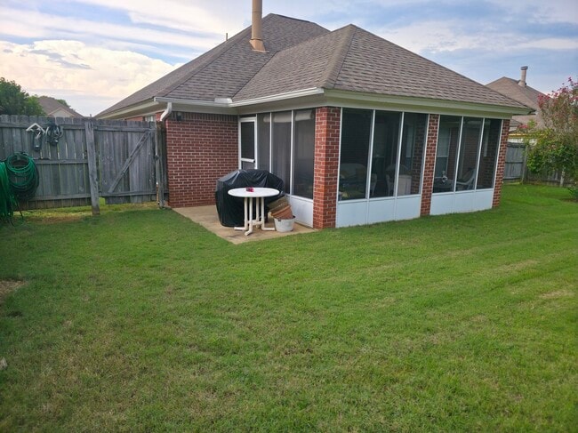 Building Photo - 7436 Pinnacle Point