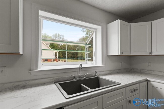 Building Photo - 8565 Curtis Rd