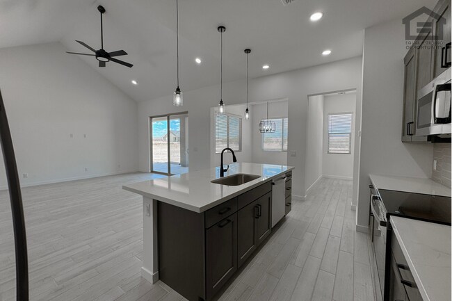 Building Photo - 18108 W Morning Vista Ln