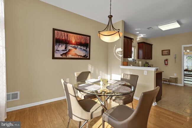 Building Photo - 41 Cardinal Flower Ln