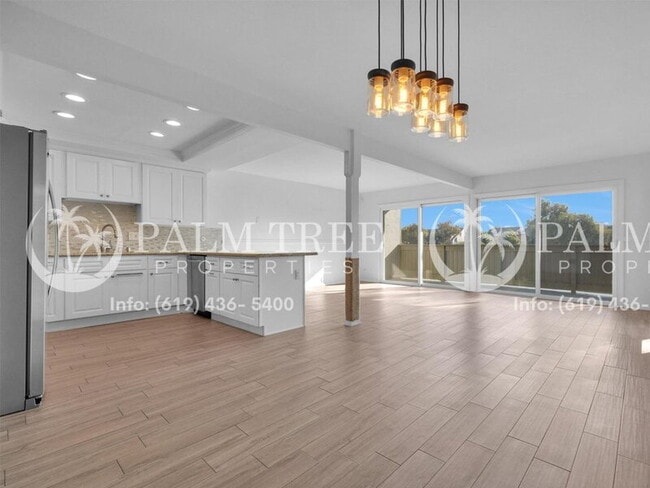 Building Photo - 4065 Harrison St