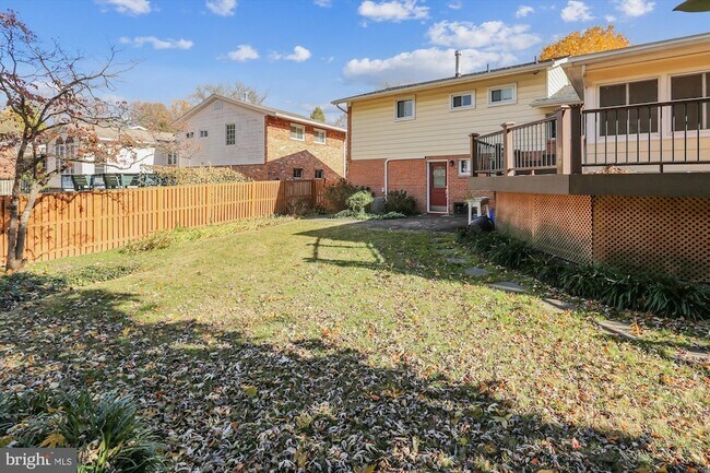 Building Photo - 6403 Tone Dr