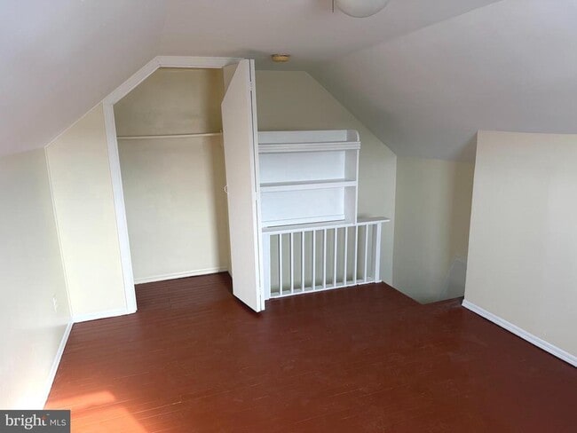 Building Photo - 21 Michigan Ave