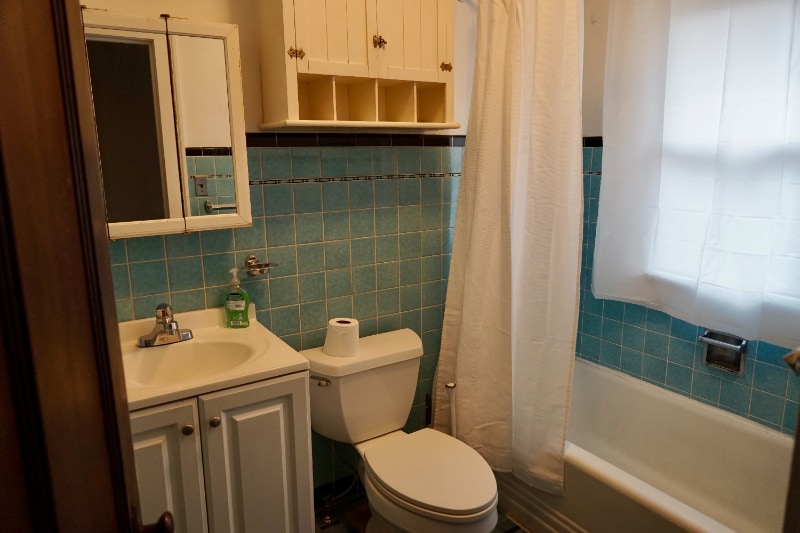 Building Photo - 2200 Cottage Grove Ave