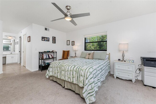 Building Photo - 511 Pine Hollow Cir