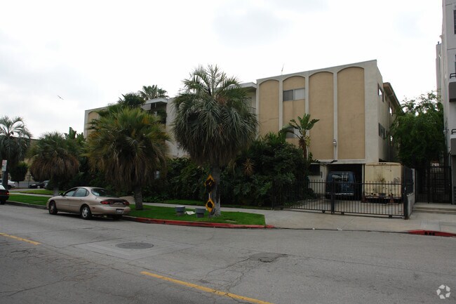 355 S Oxford Ave - Oxford Apartments