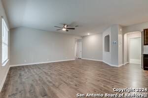 Building Photo - 422 Sabine River