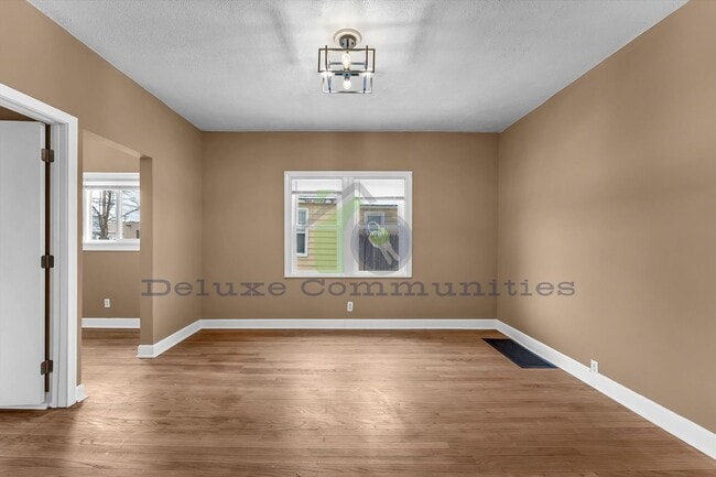 Building Photo - 655 High St SW