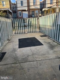 Building Photo - 5411 Arlington St