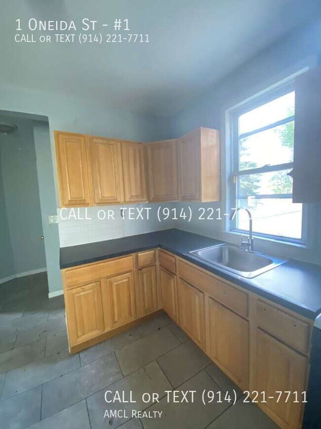 Building Photo - 1 Oneida St