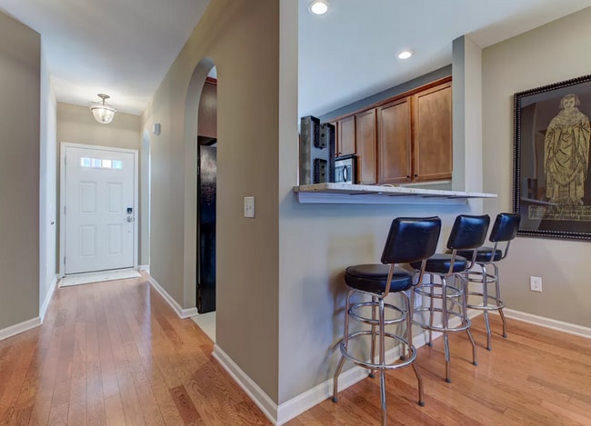 Building Photo - Charming 3BD, 2.5BA Raleigh Townhome with ...