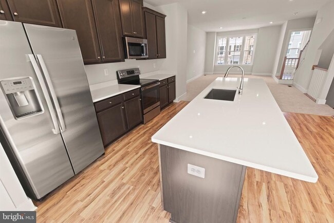 Building Photo - 10512 Hinton Wy