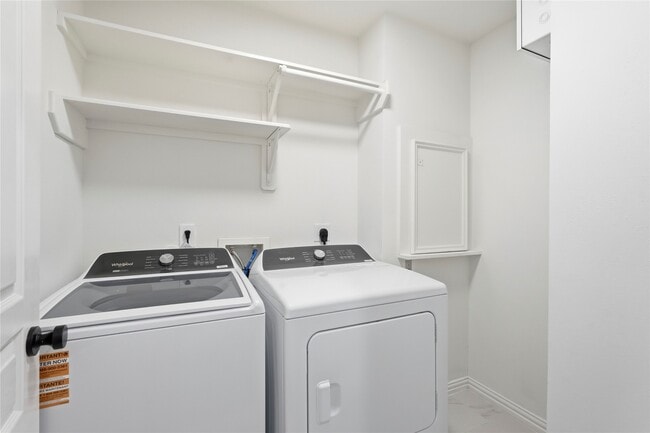 Building Photo - 1528 Birdsall St