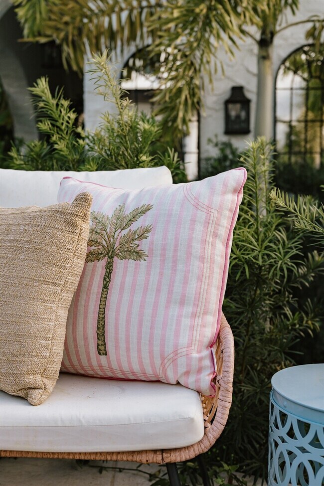 Building Photo - 610 38th St