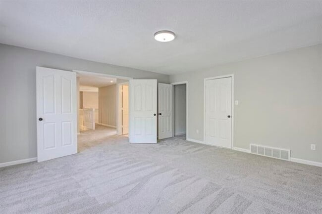 Building Photo - 1359 Winoka Rd