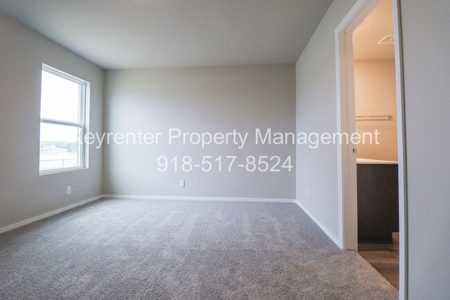 Building Photo - New Construction with Pond View! 4 Bed 2 Bath Broken Arrow