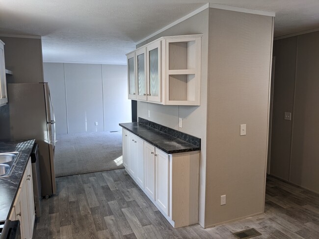 Building Photo - 517 Washington