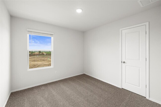 Building Photo - 105 Kendall Ln