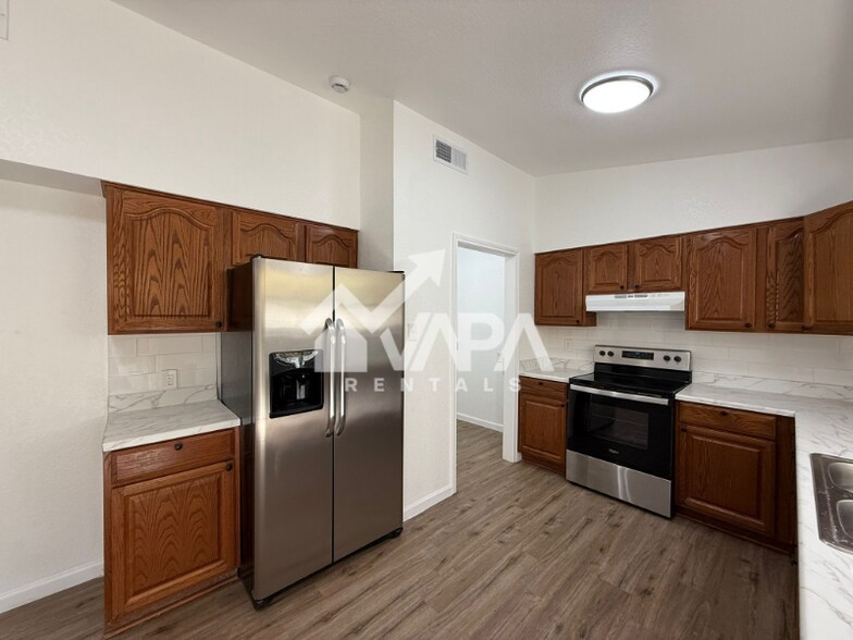 Building Photo - 603 Jamie Sue Dr