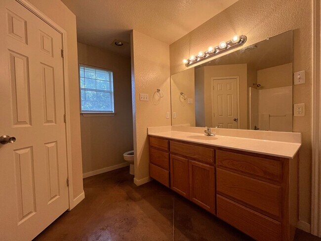 Building Photo - 3016 Palomino Trail