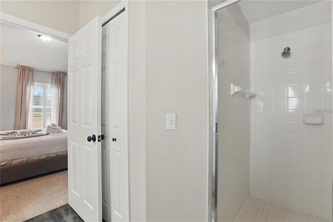 Building Photo - 634 Chadbury Way