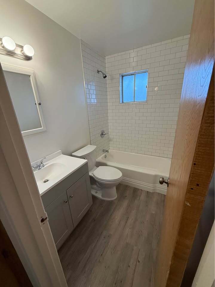 Building Photo - 2024 S Mill Ave