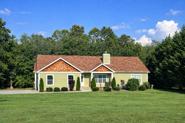 Building Photo - 265 Lewis Creek Dr