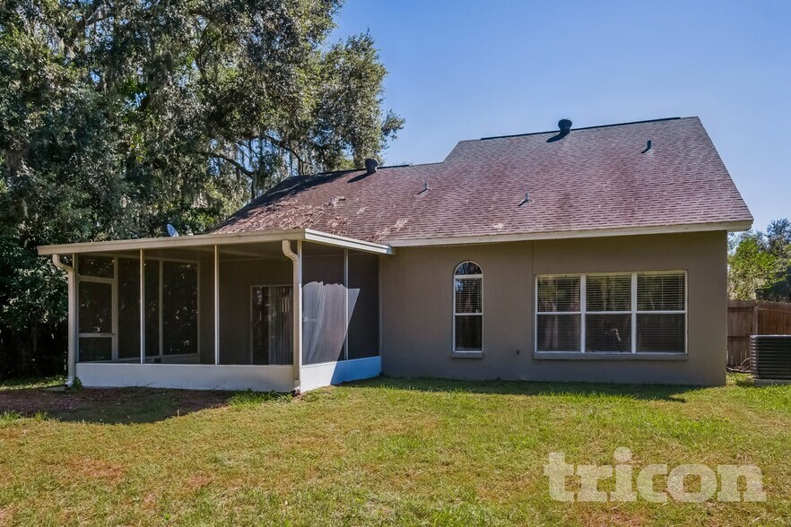 Building Photo - 4501 Cabbage Palm Dr