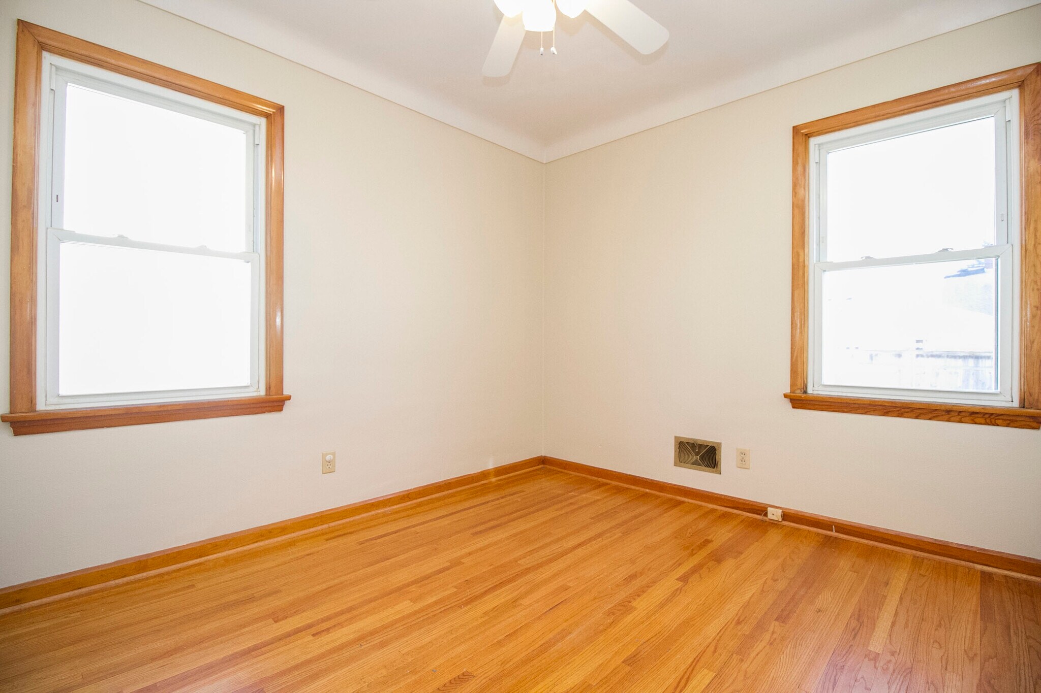 Building Photo - 2859 Boxwood Rd