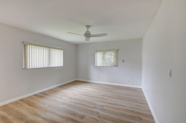 Building Photo - 6347 Country Wood Way