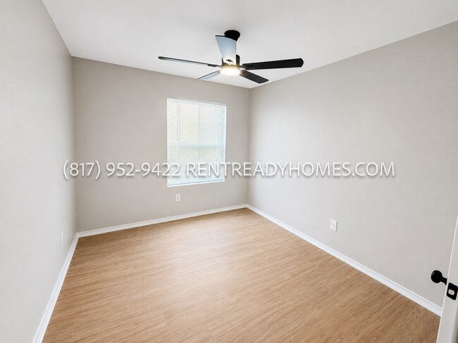 Building Photo - 3405 Plantation Ln